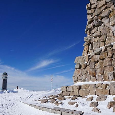 Ferienwohnung Feldberg Mit Whirlpool Direkt An Der Skipiste 外观 照片